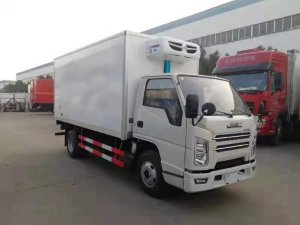 江铃凯运国六4.2米冷藏车