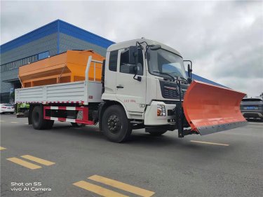 国六东风天锦多功能除雪车