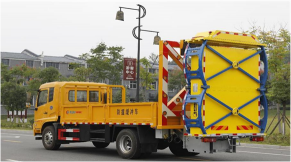 江铃双排座蓝牌70K防撞缓冲车